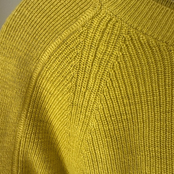 EUC Banana Republic Misses Spring Sweater, in Chartruese, Sz XL - Picture 4 of 10